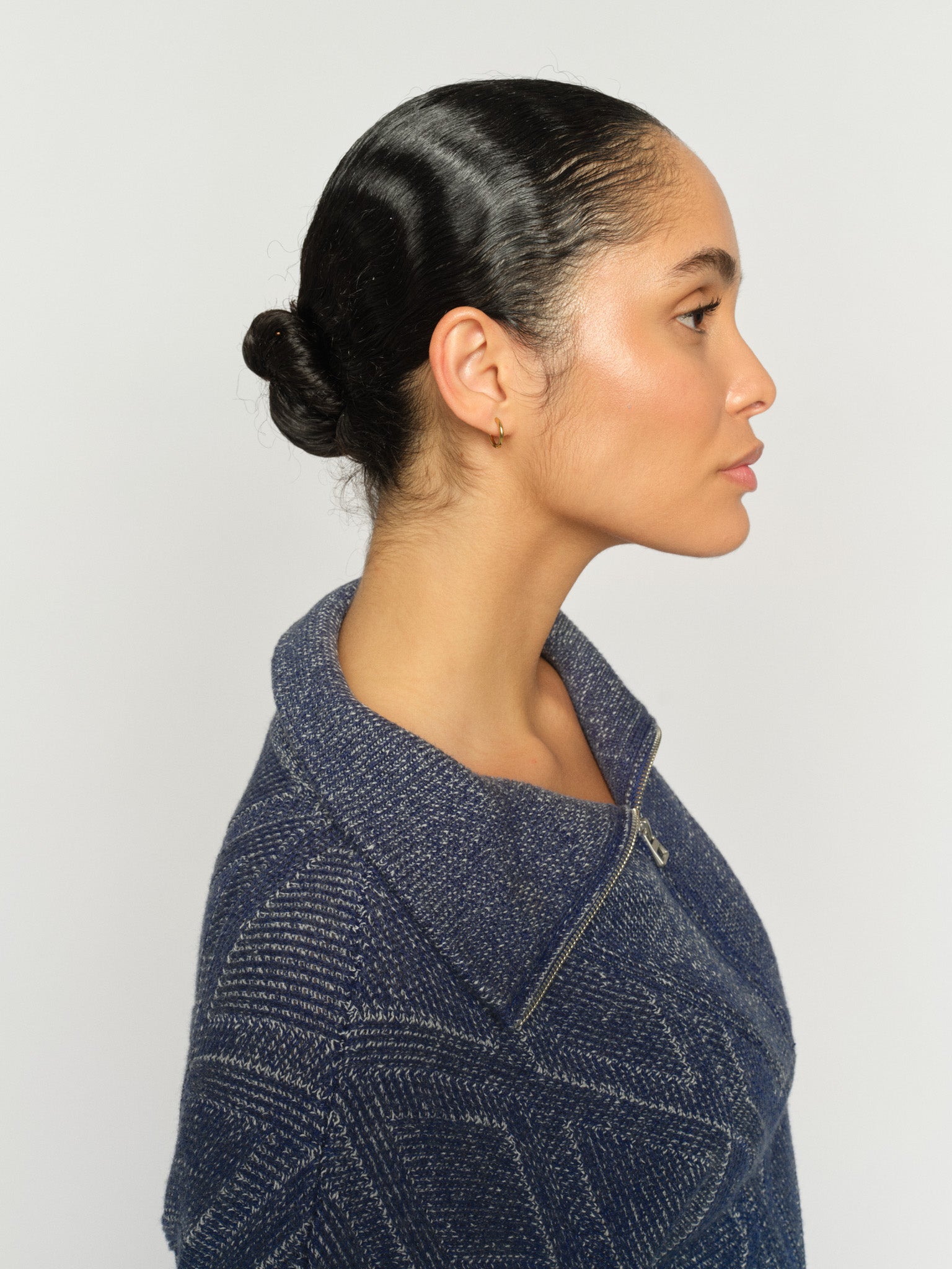 Modelshot / Crown Blue / Detail